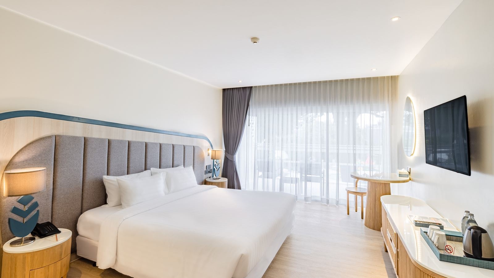 rooms-elite-balcony