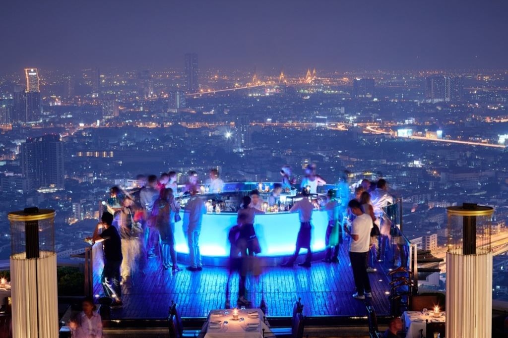 bars-sky-bar