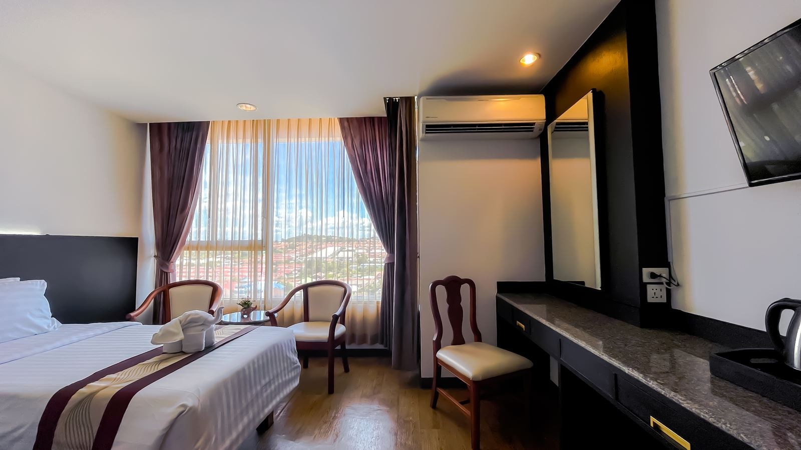 rooms-family-room