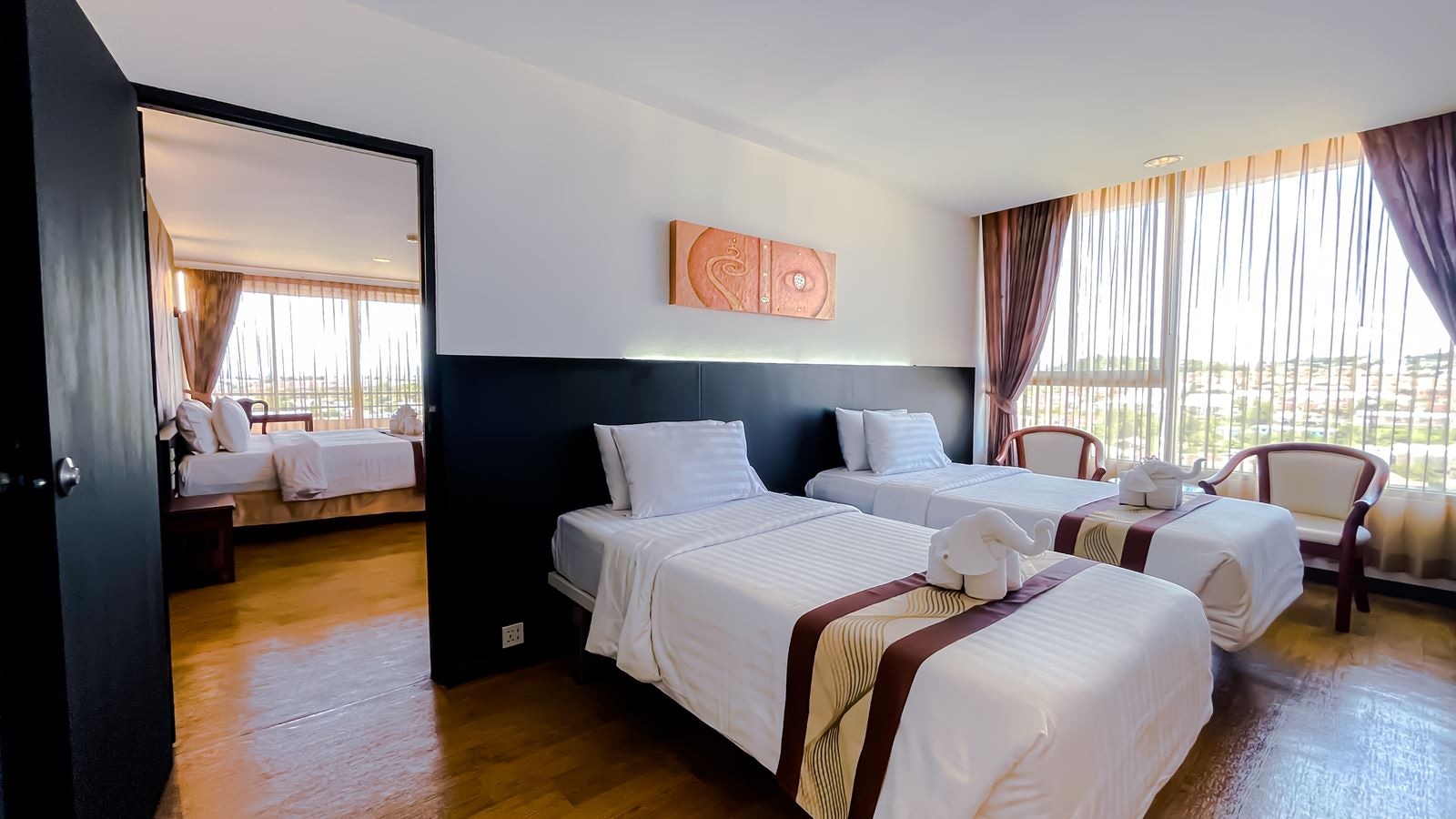 rooms-family-room