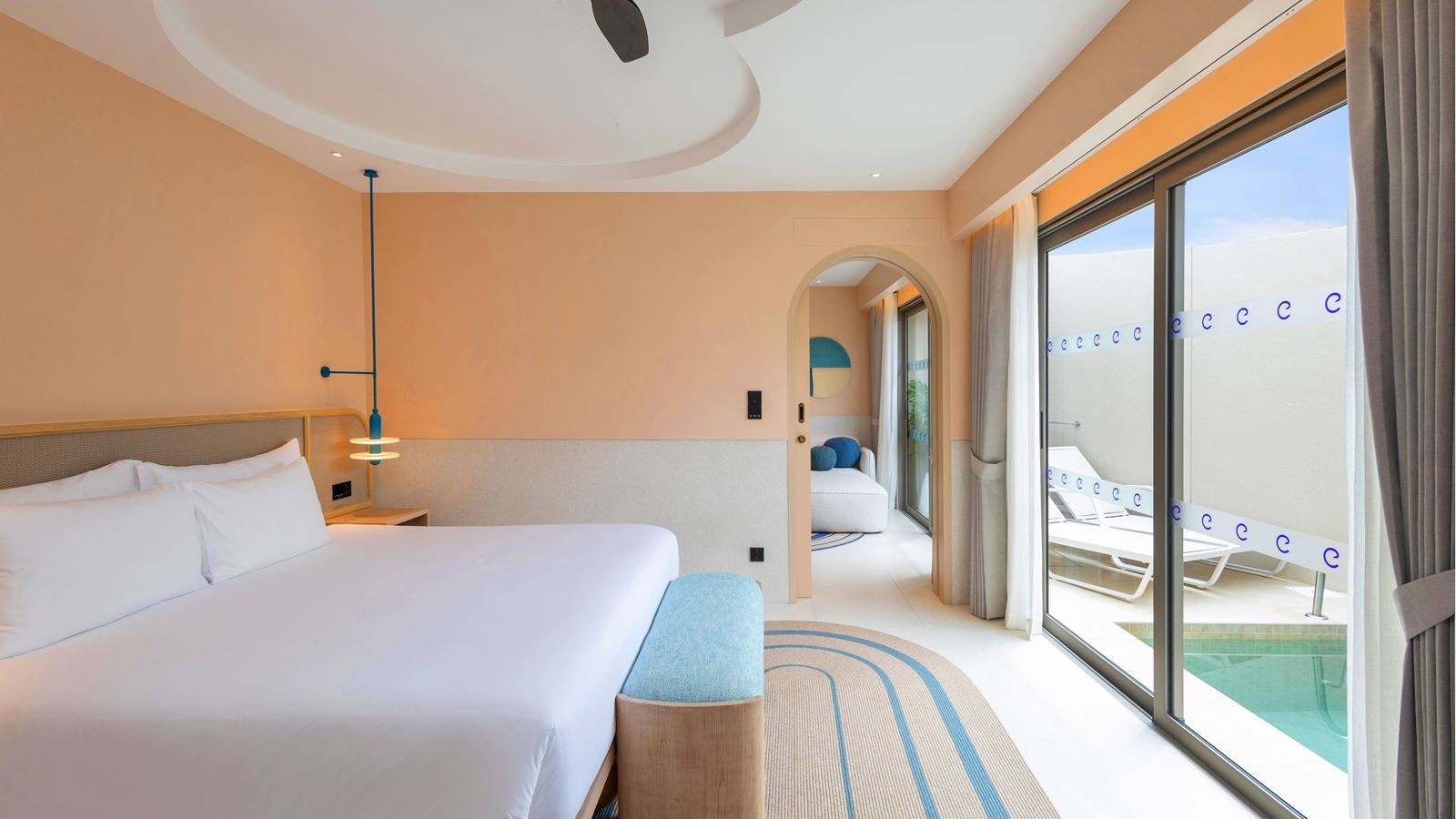 rooms-one-bedroom-pool-villa