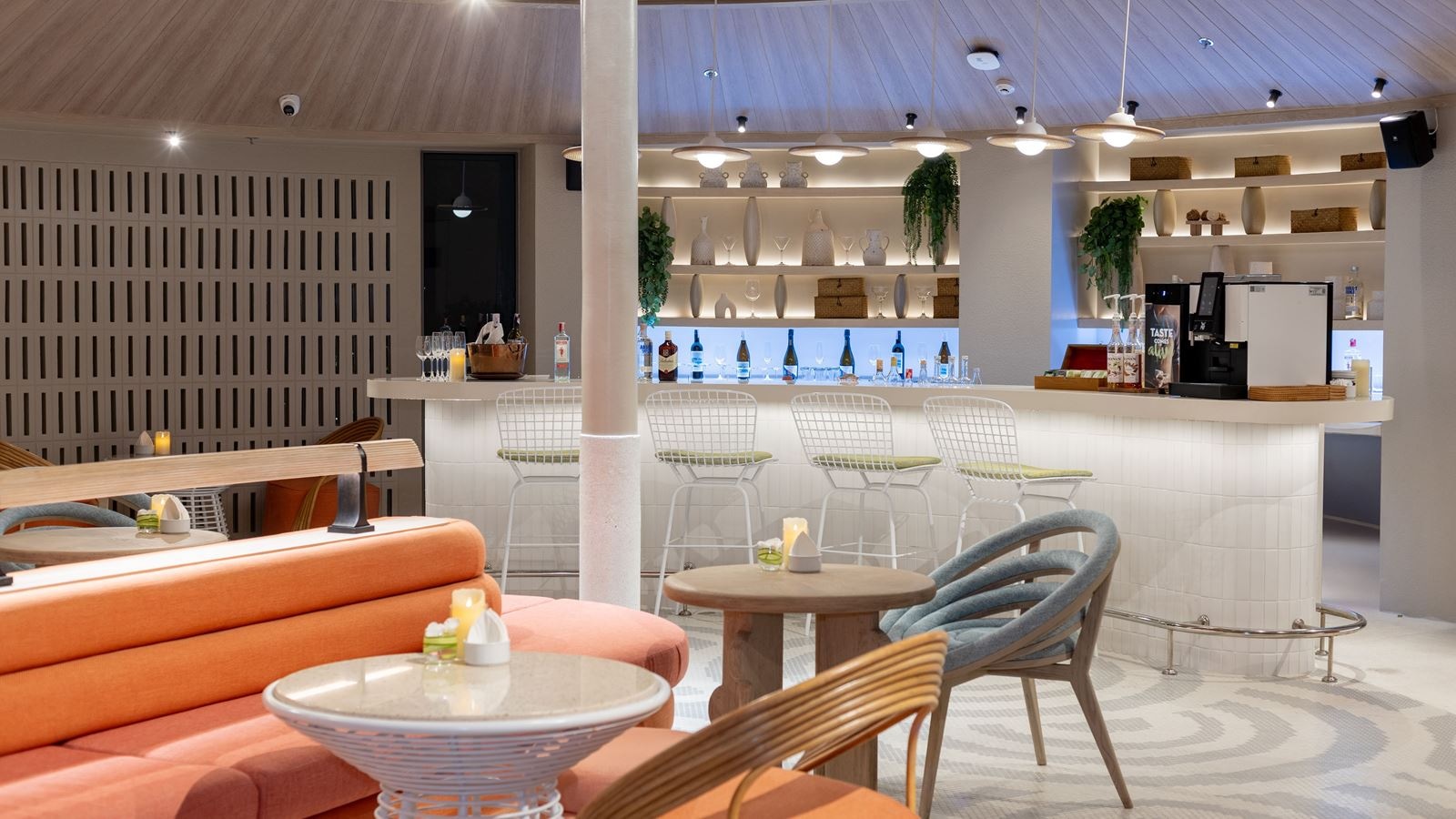 restaurants-the-villa-lounge