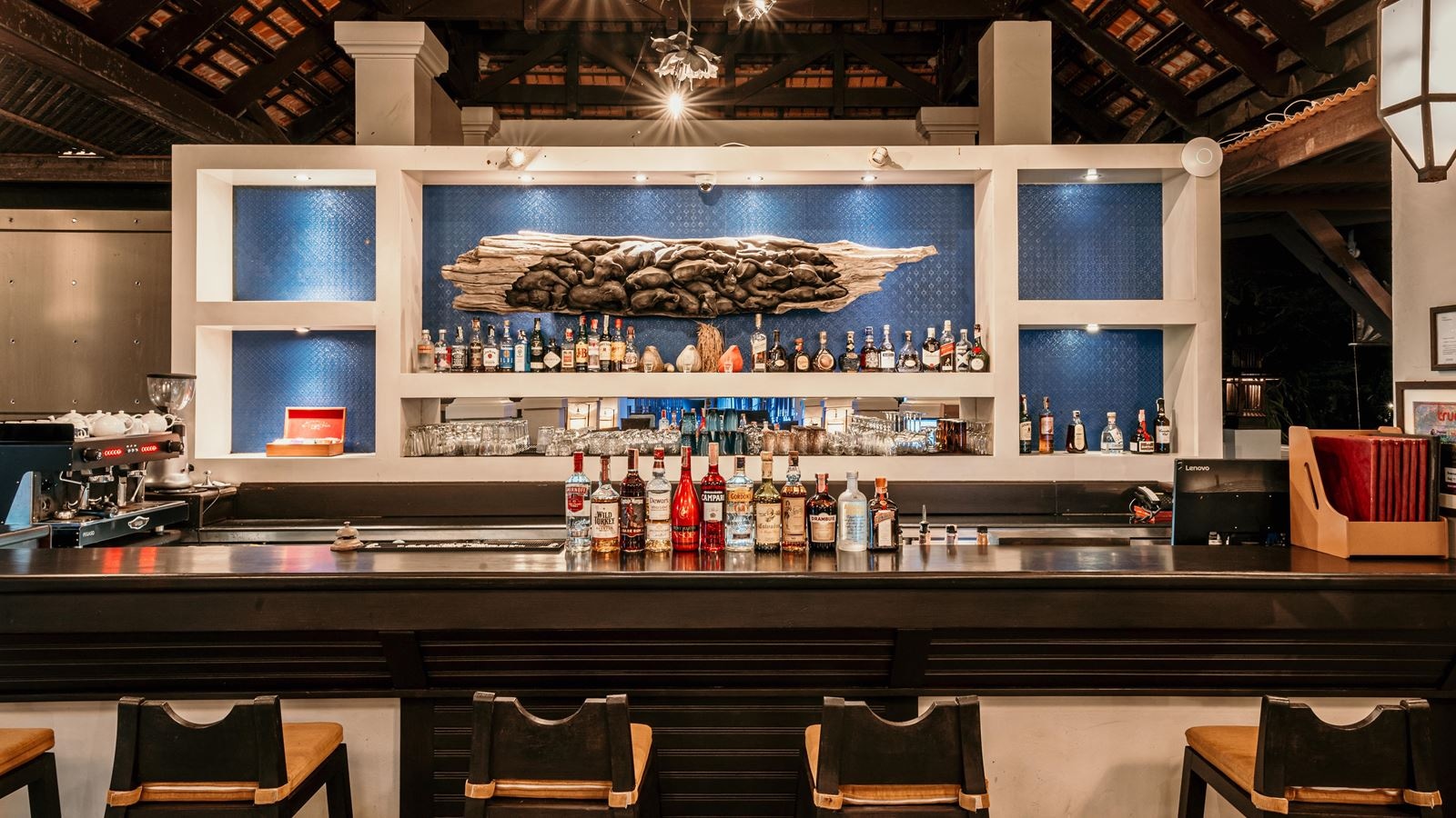 bars-club-lounge