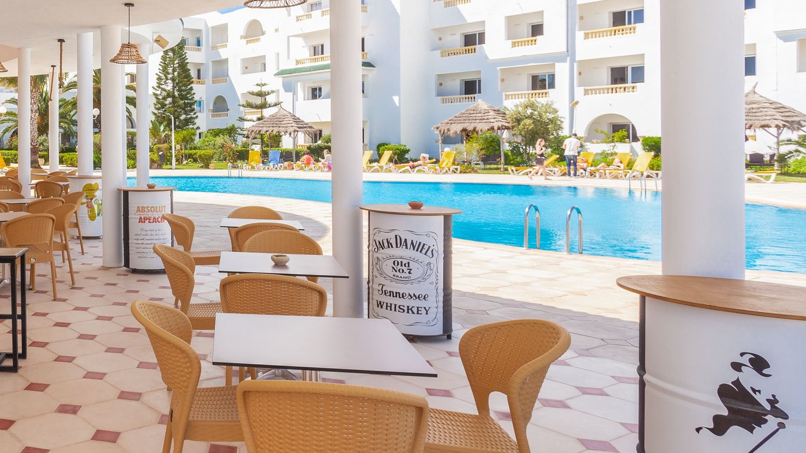 bars-pool-snackbar