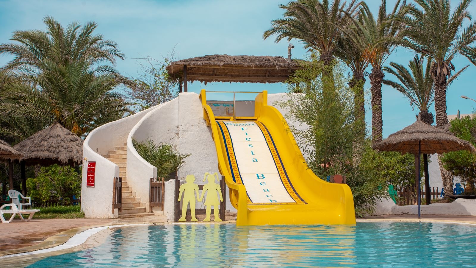 water-park-outdoor-childrens-pool