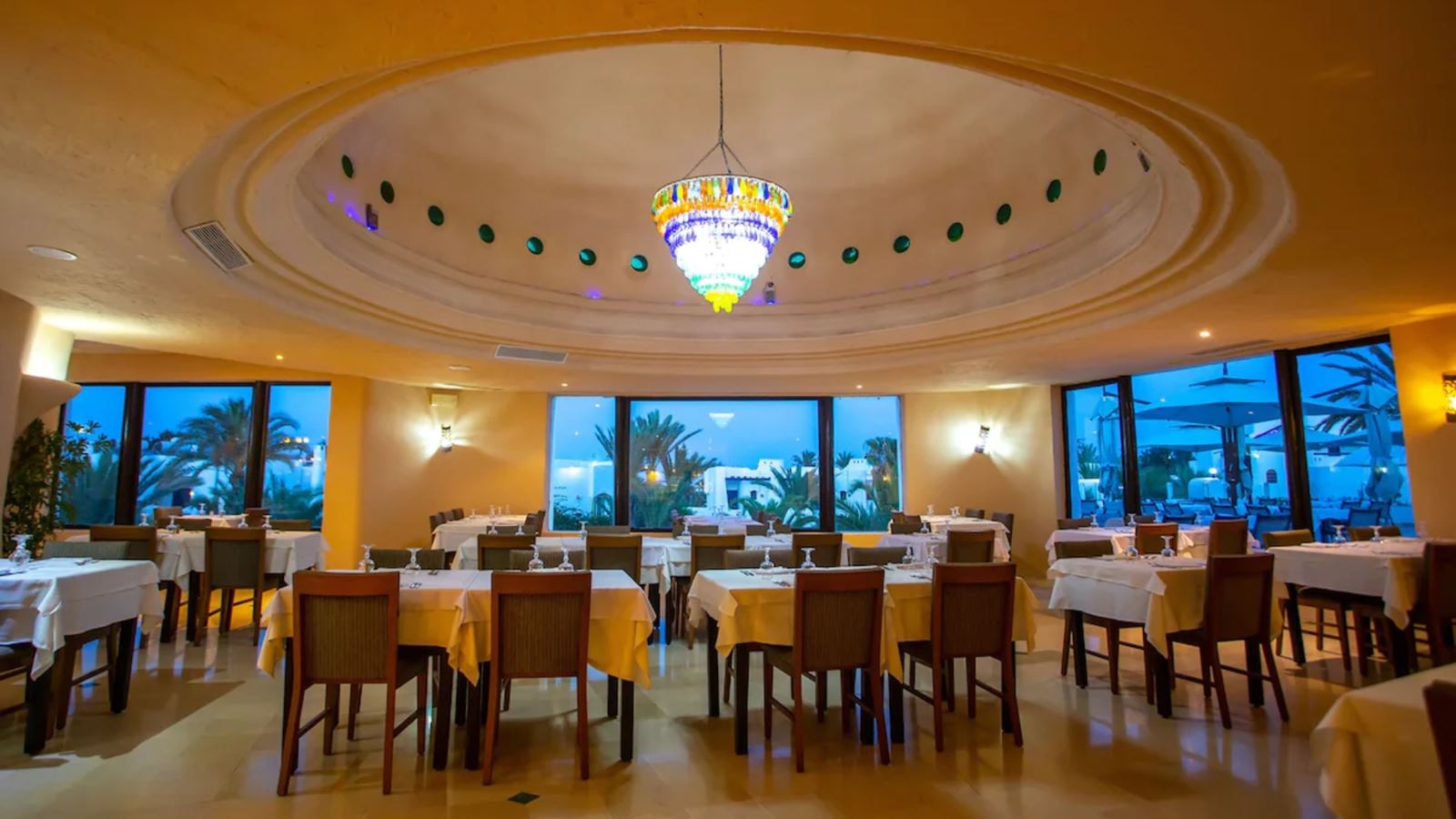restaurants-restaurants