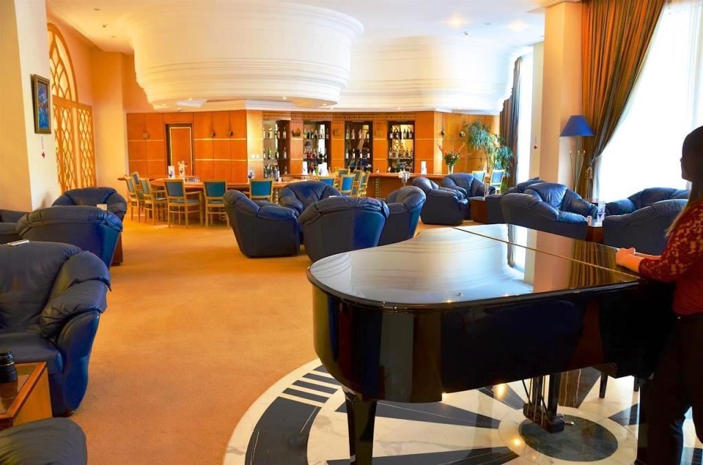 bars-piano-bar
