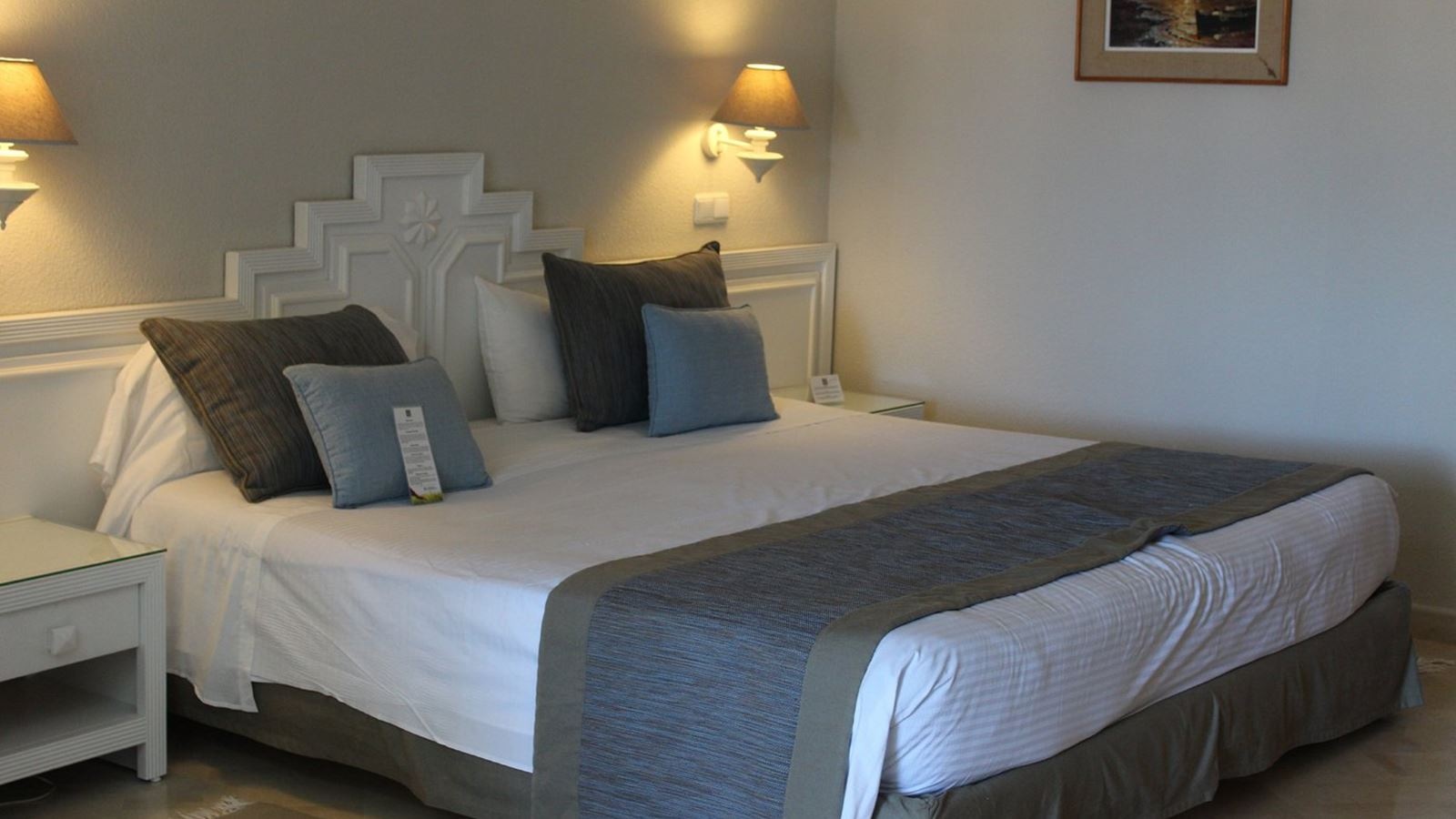 rooms-room-single-standard