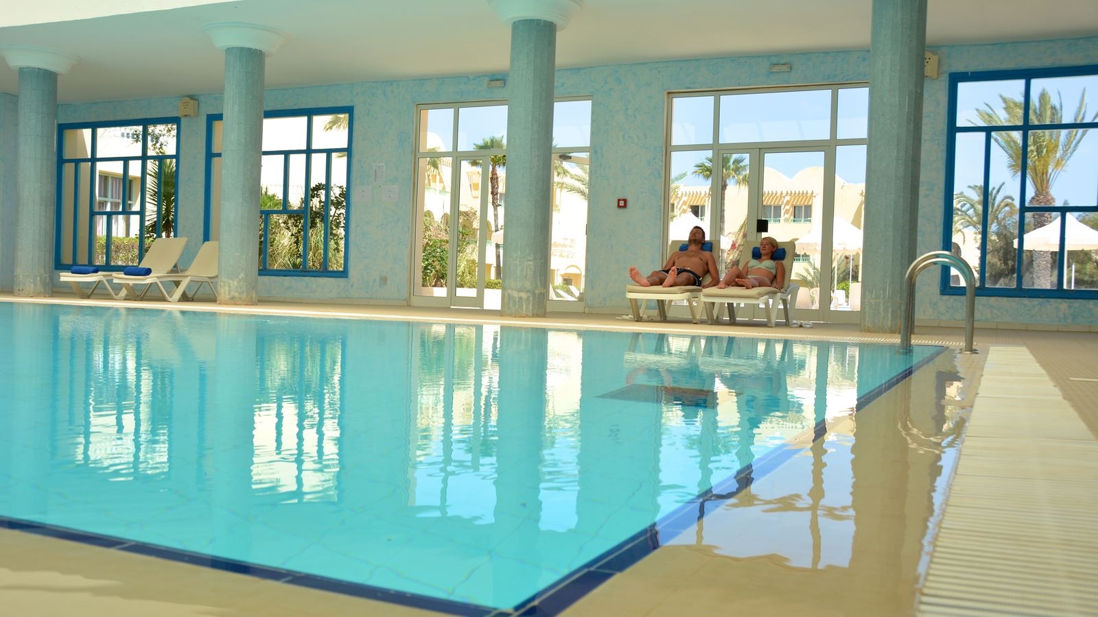 pools-indoor-pool