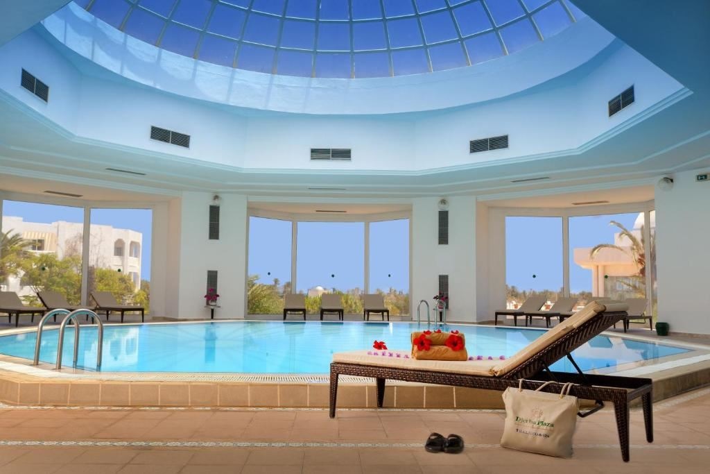 pools-indoor-pool
