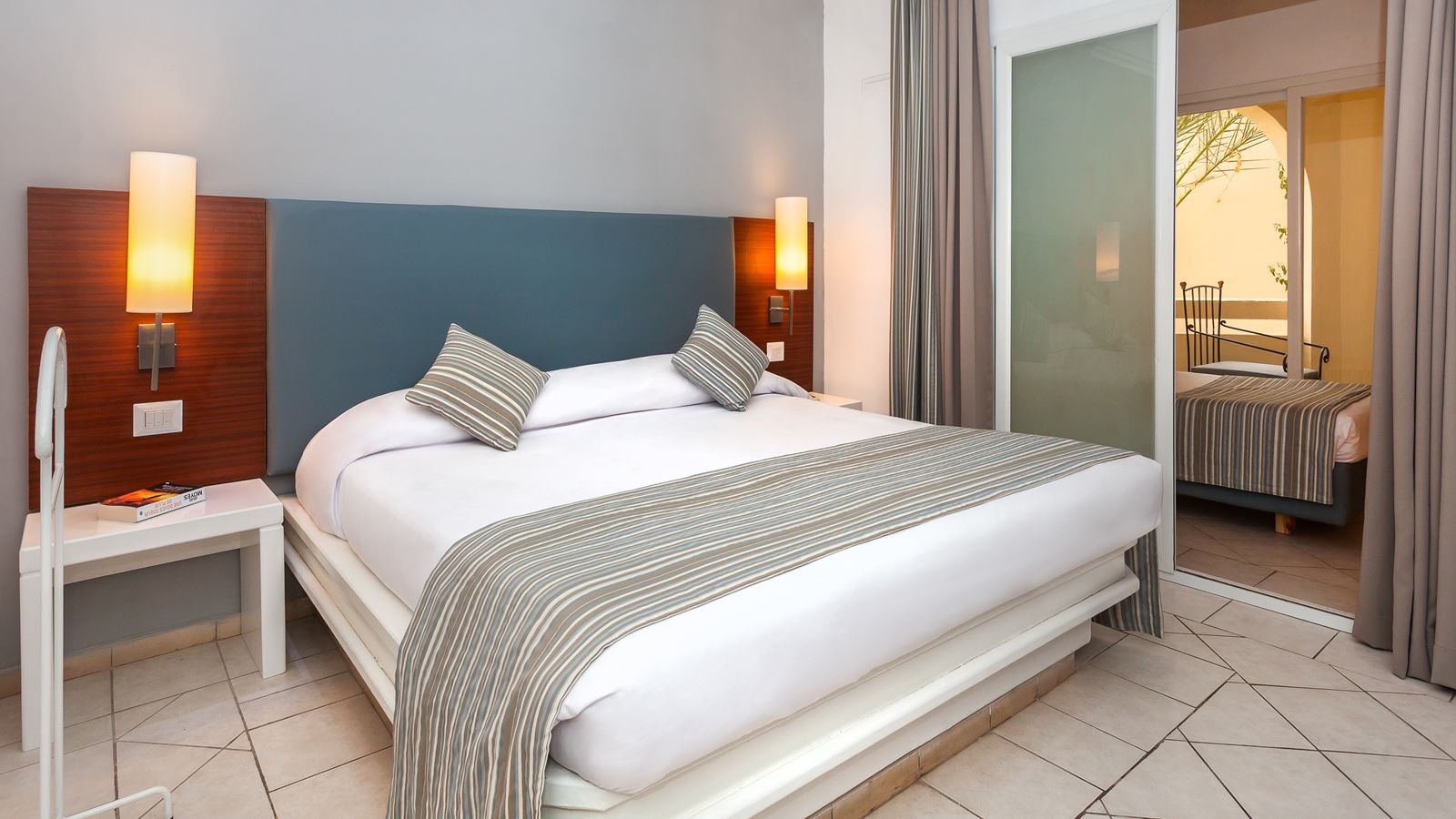 rooms-junior-suite