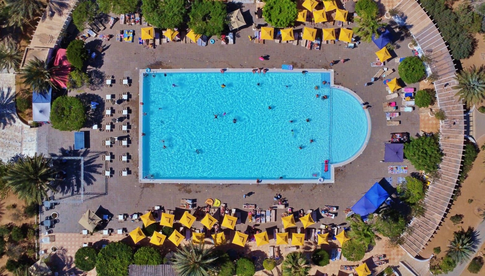 pools-outdoor-pool