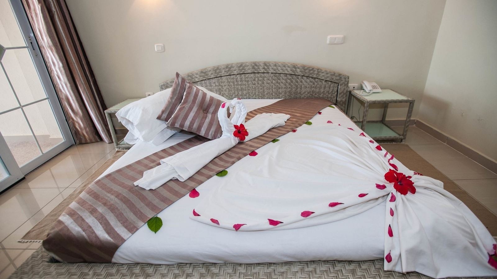 rooms-standard-room