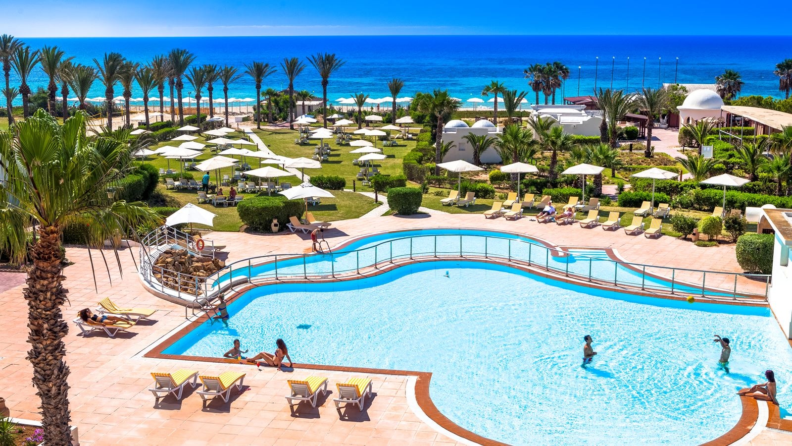 pools-outdoor-pool