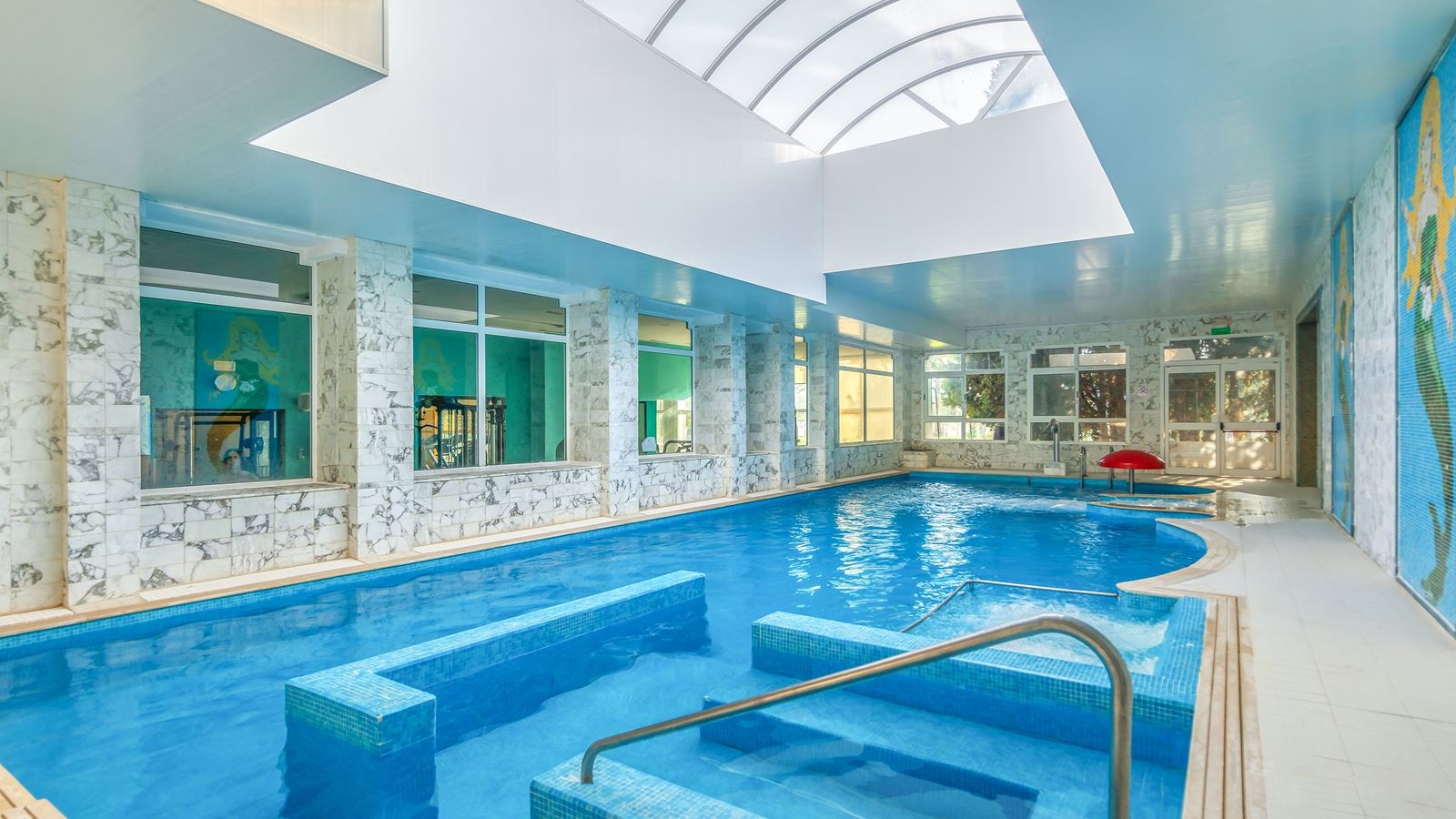 pools-indoor-pool