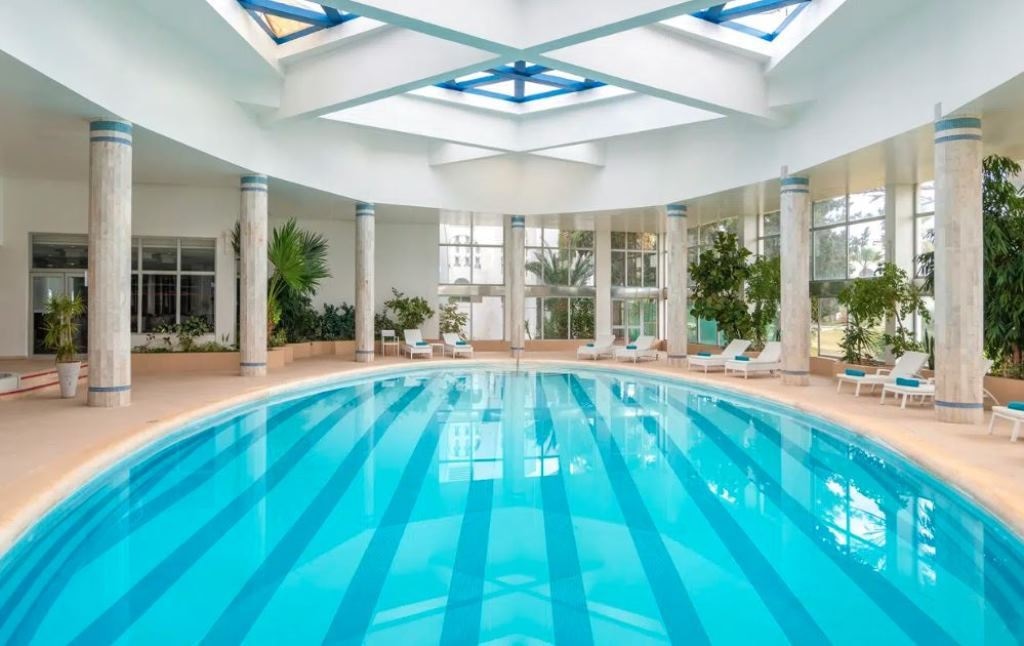 pools-indoor-pool