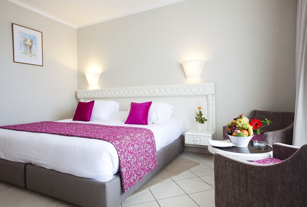 rooms-standard-room