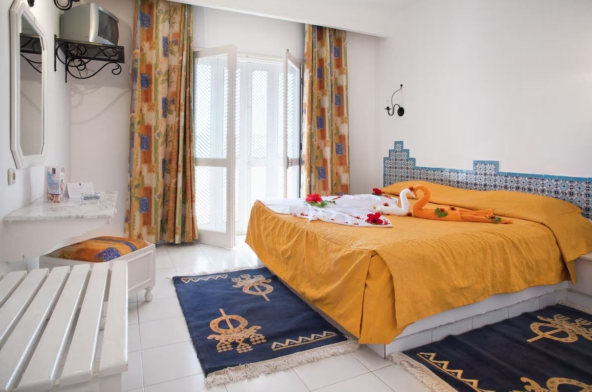rooms-standard-room