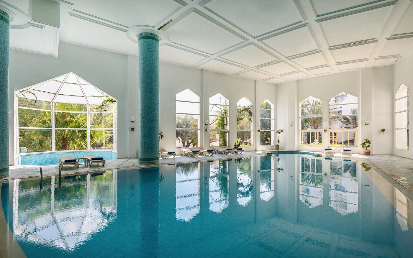 pools-indoor-pool