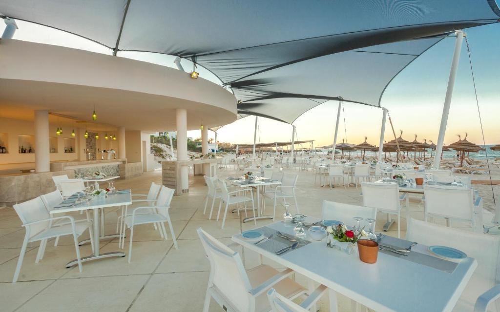 bars-beach-bar