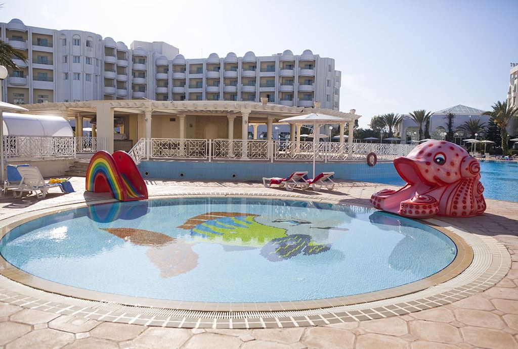 pools-outdoor-childrens-pool
