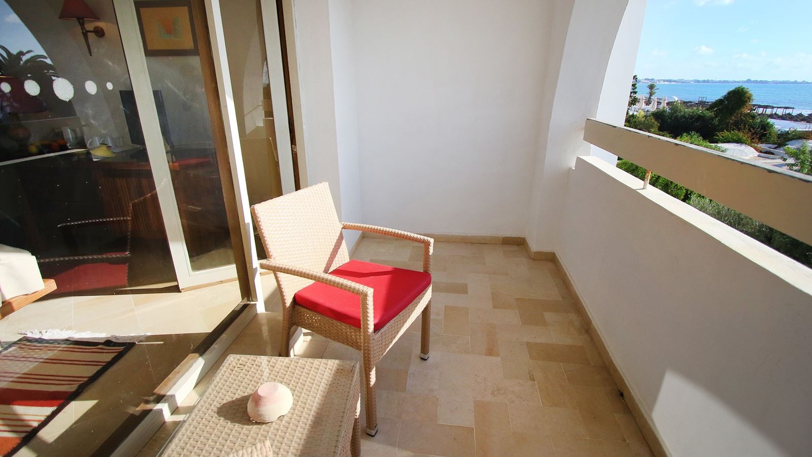 rooms-superior-sea-view-room