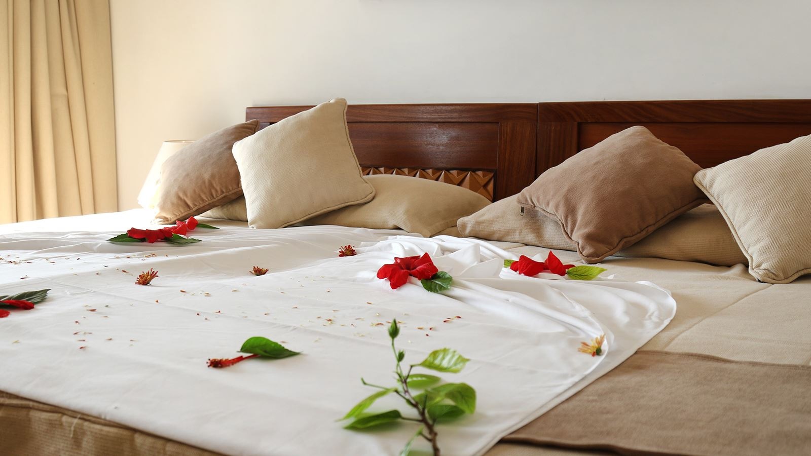 rooms-superior-sea-view-room