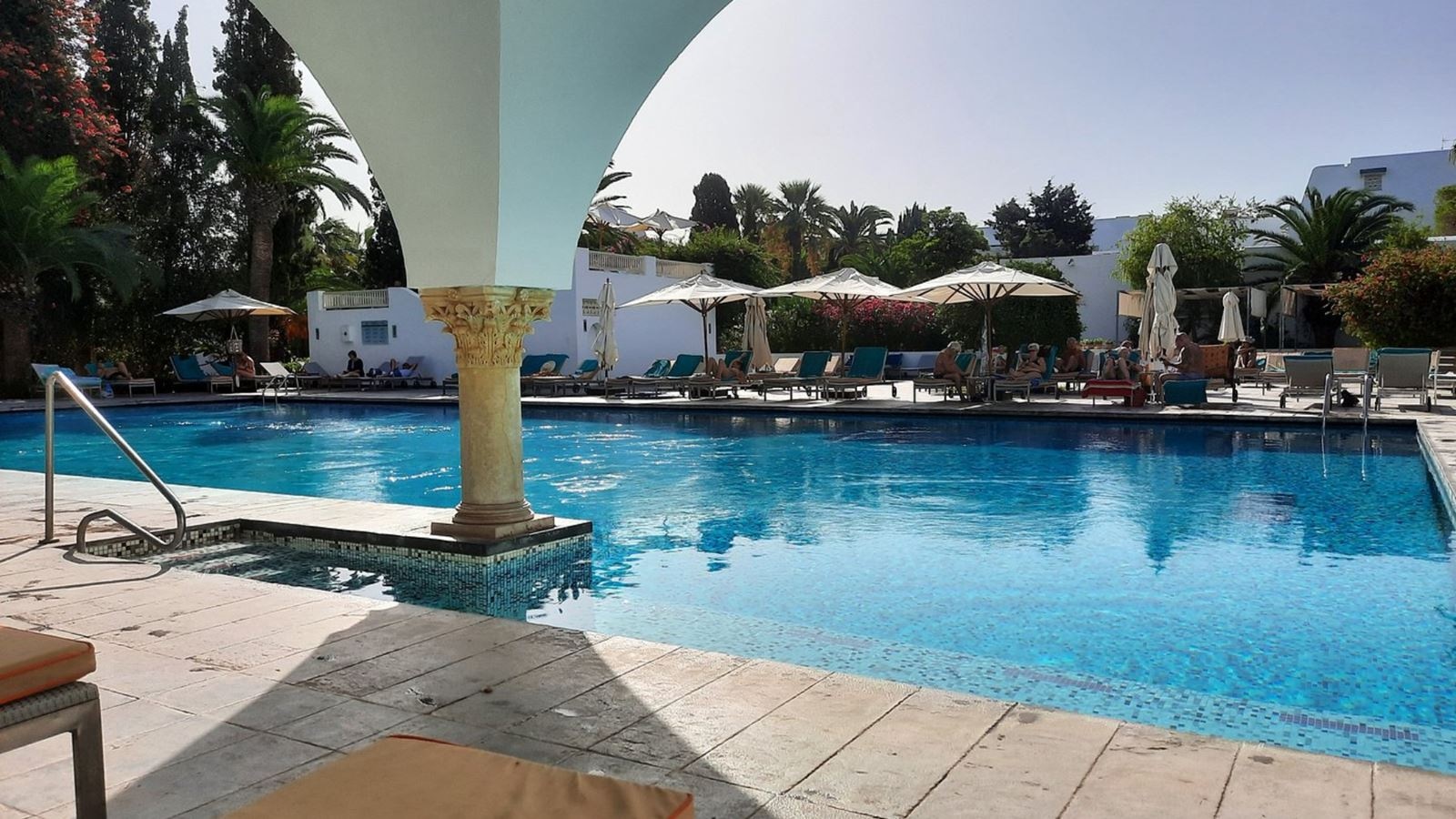 pools-outdoor-pool