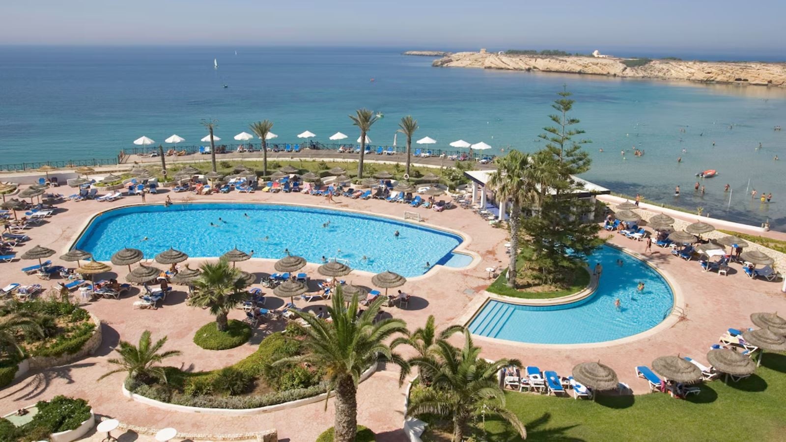 pools-outdoor-pool