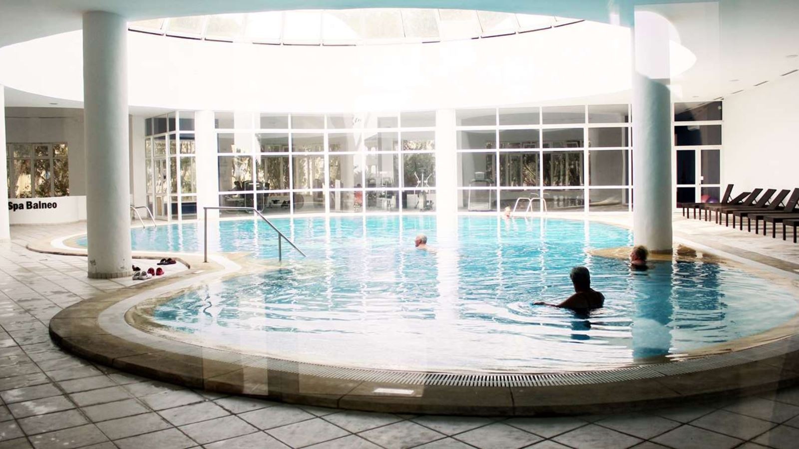 pools-indoor-pool