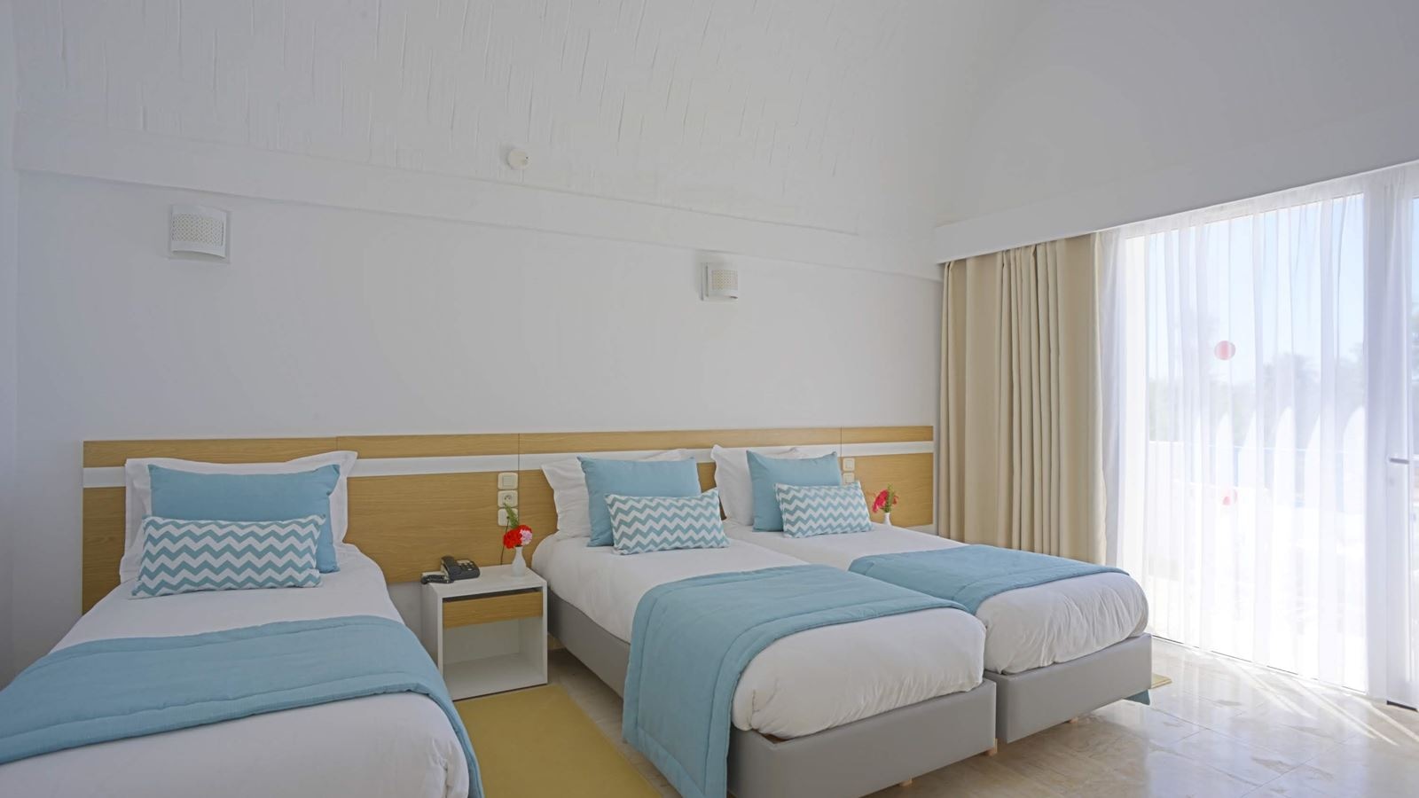 rooms-triple-room