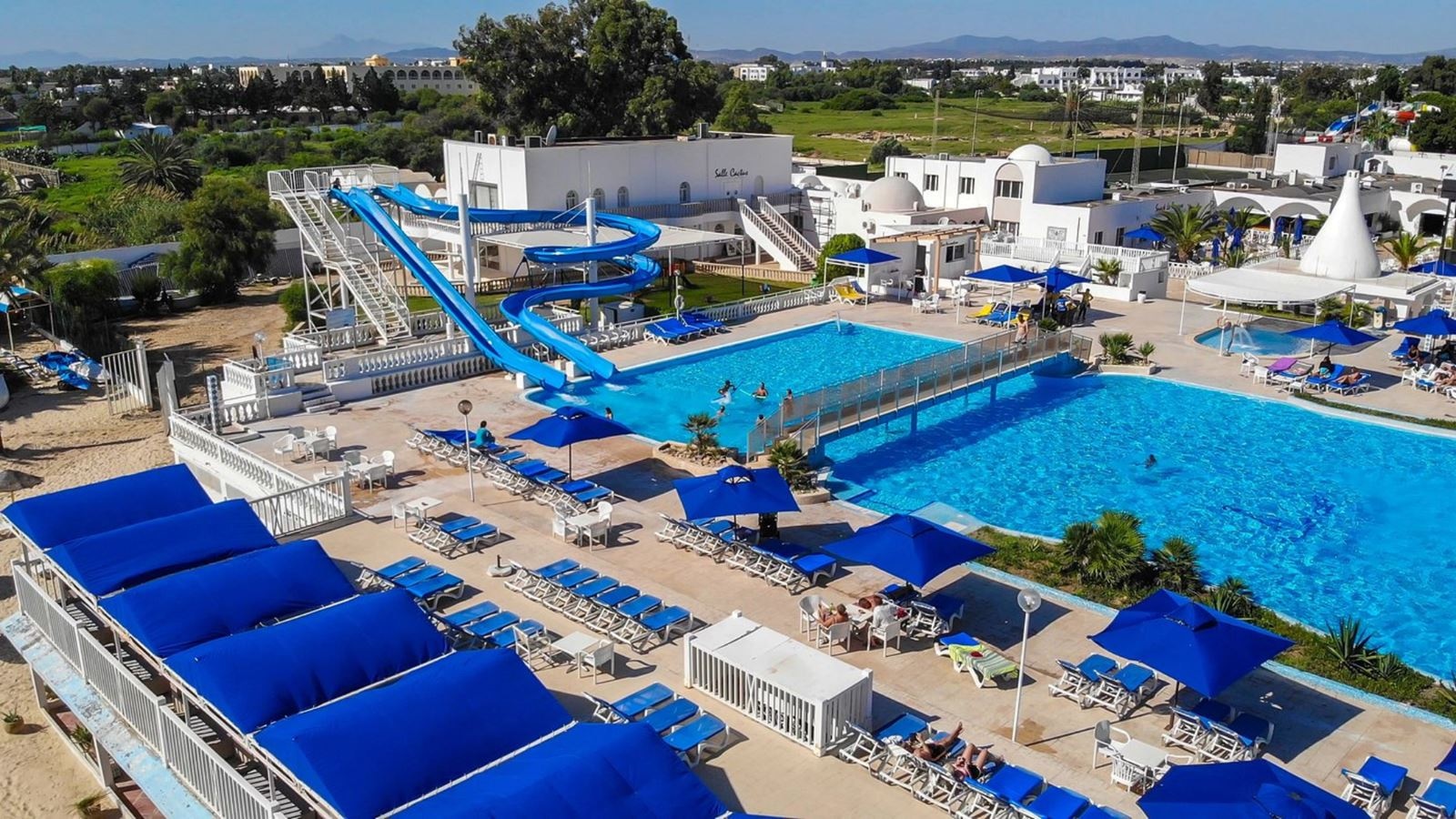 pools-outdoor-pool