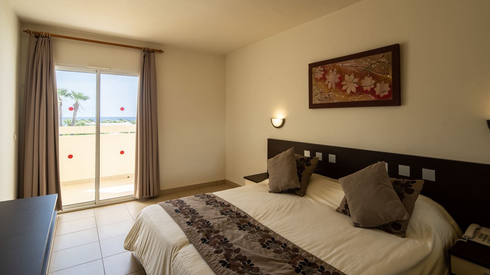 rooms-room-standard-sea-view