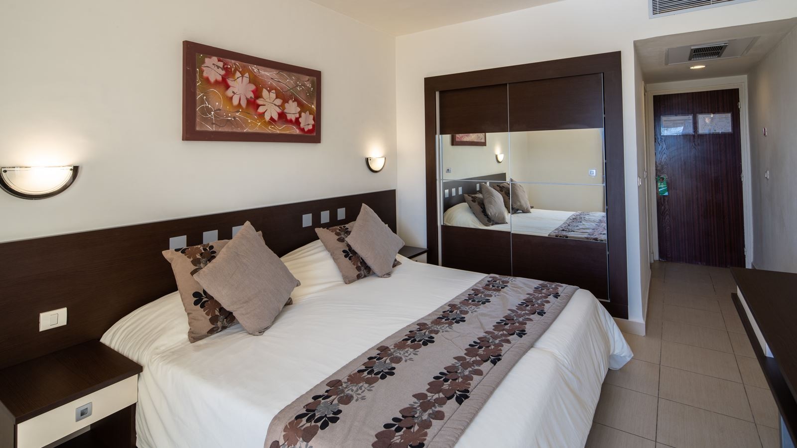 rooms-room-standard-sea-view