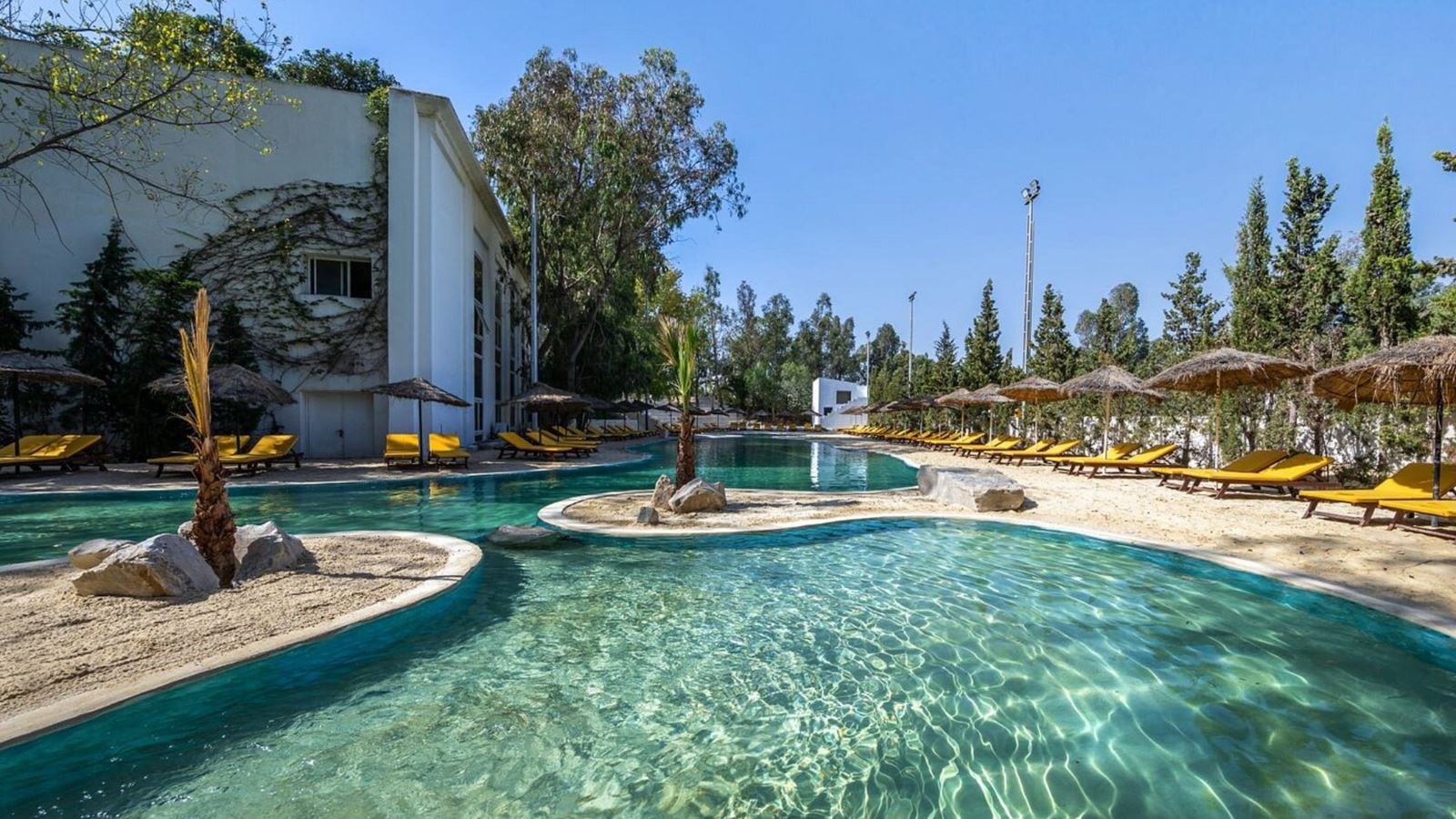 pools-outdoor-pool