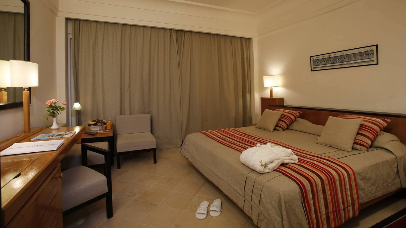 rooms-room-standard-single-seaview