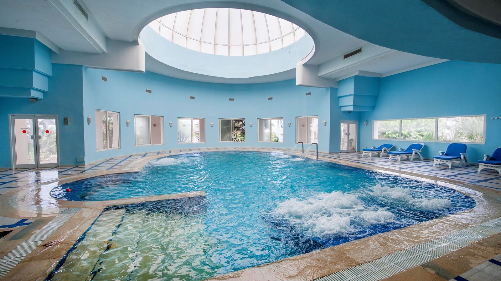 pools-indoor-pool