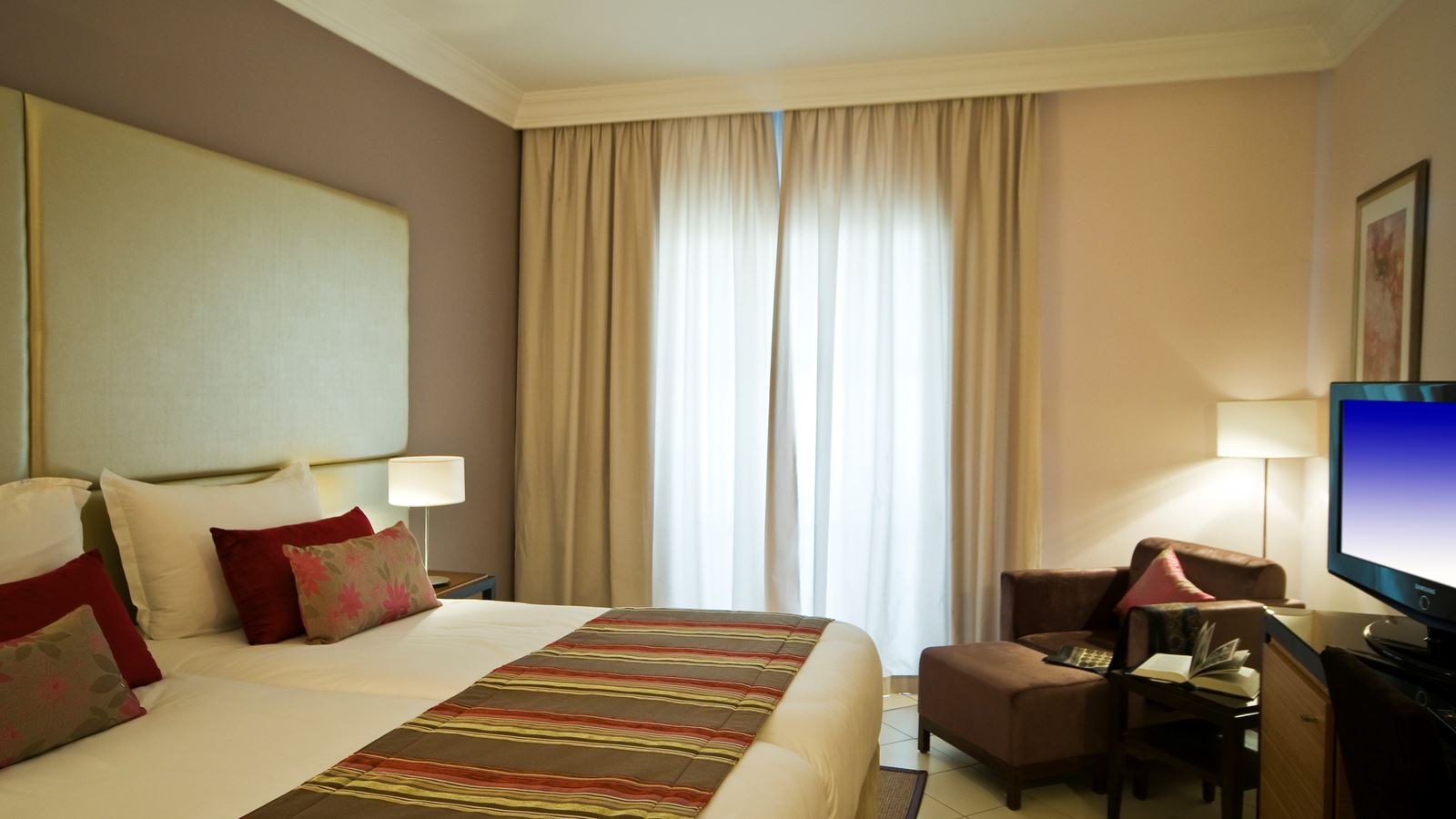 rooms-promo-room