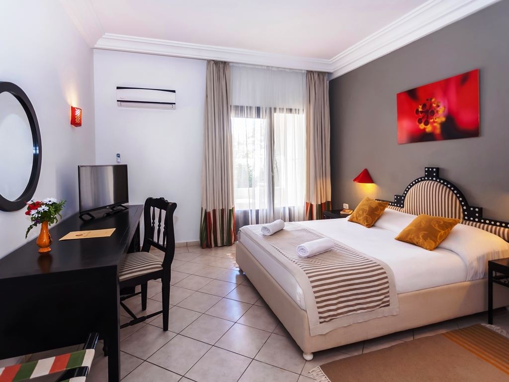 rooms-standard-room