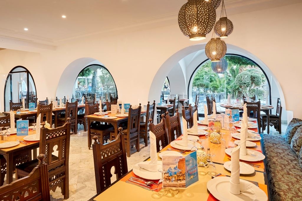 restaurants-restaurants
