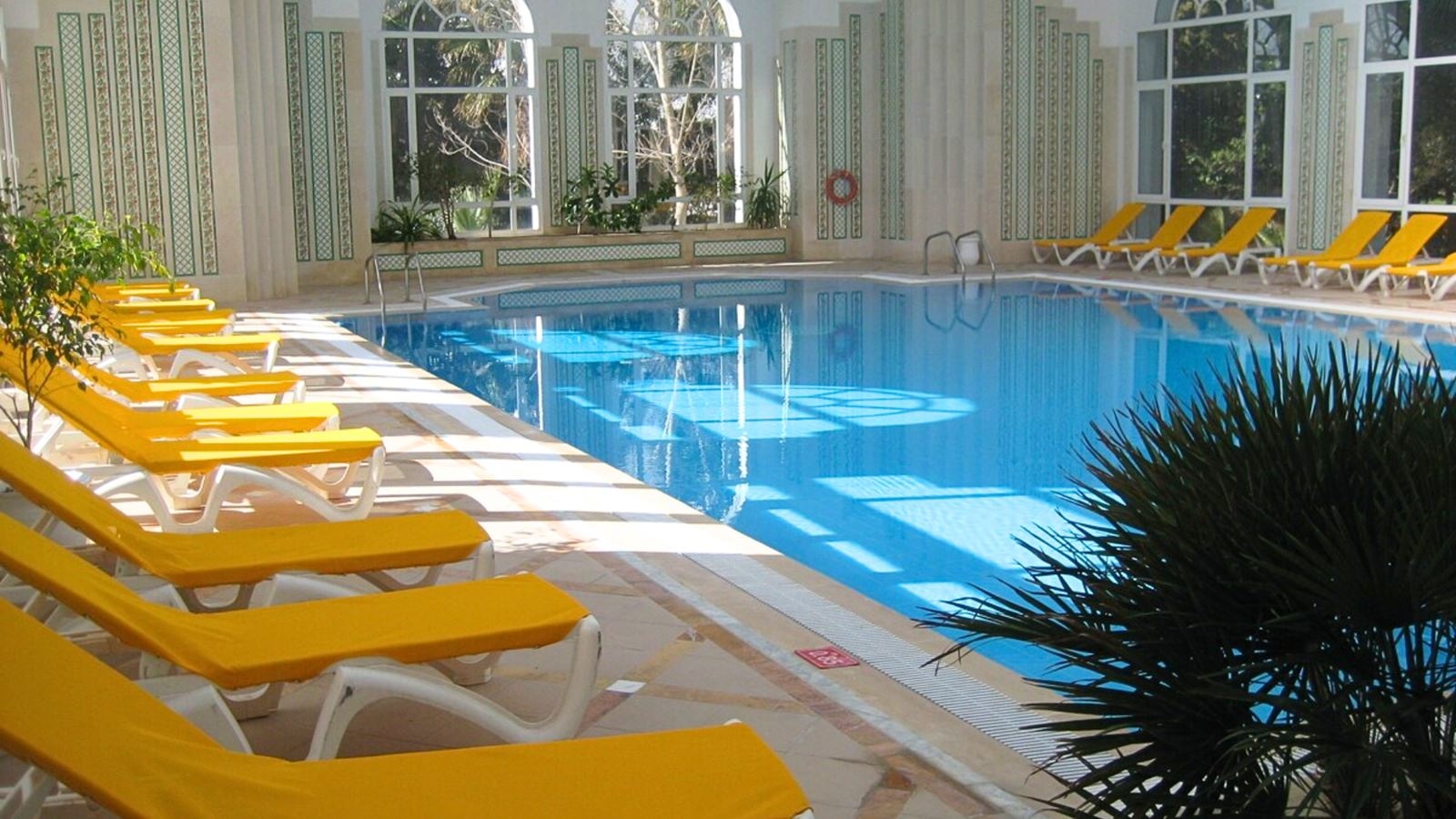pools-indoor-pool