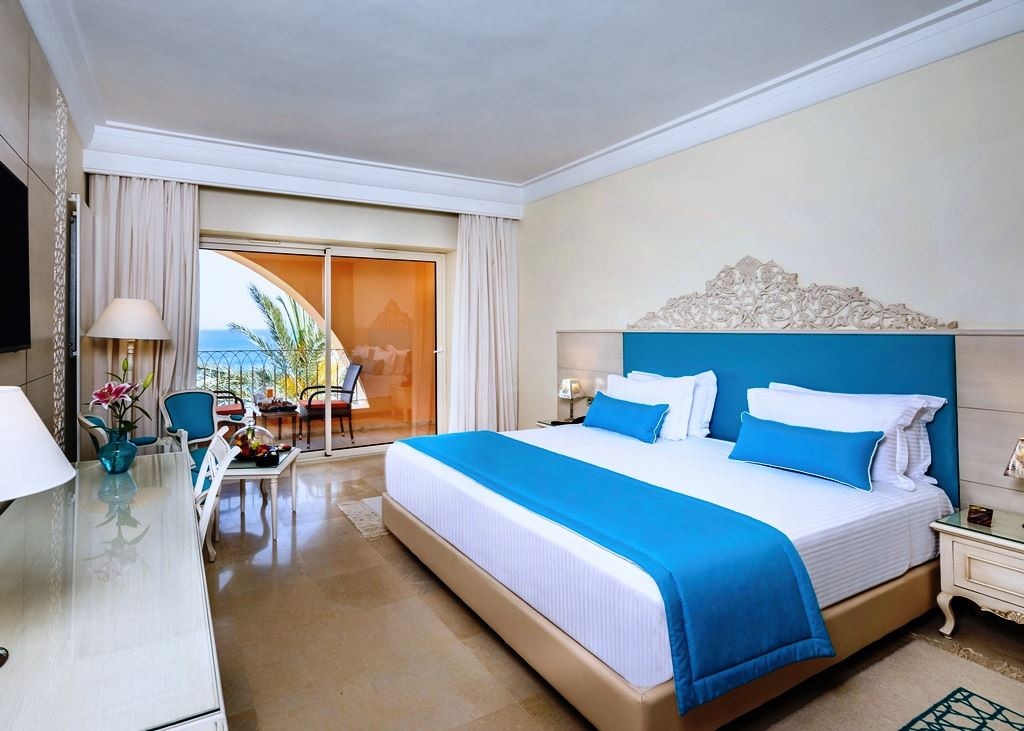 rooms-deluxe-room
