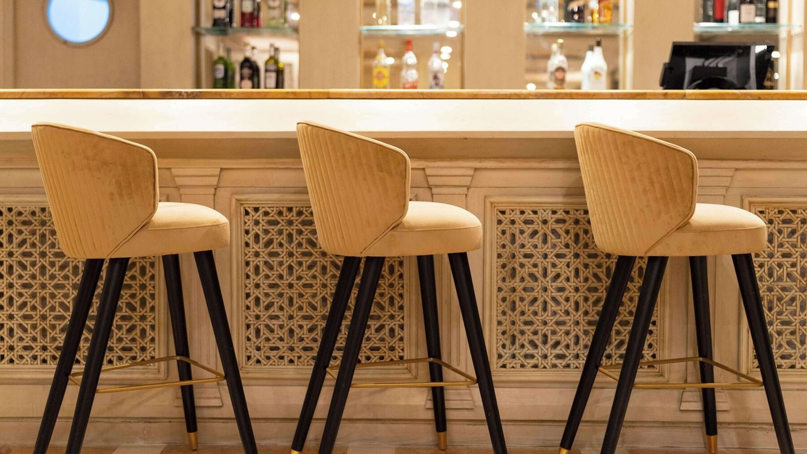 bars-sun-set-lounge