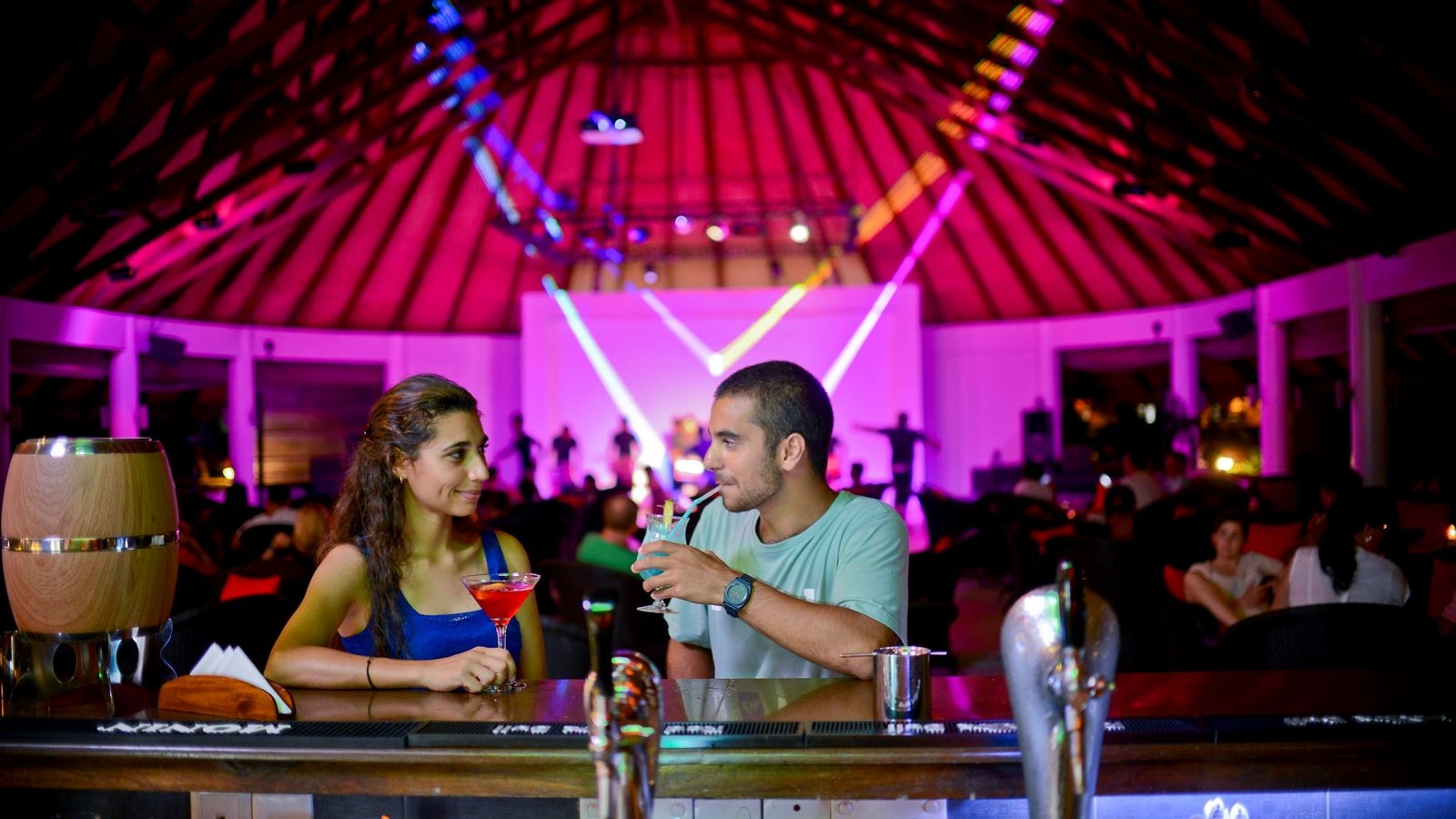 bars-sand-main-bar