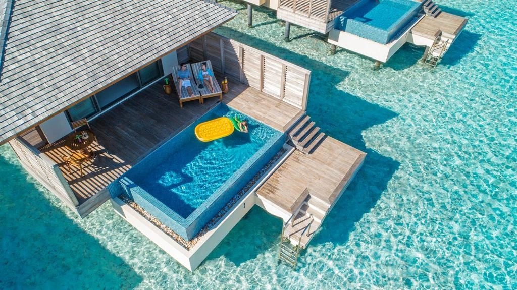 rooms-sunrise-water-pool-villa