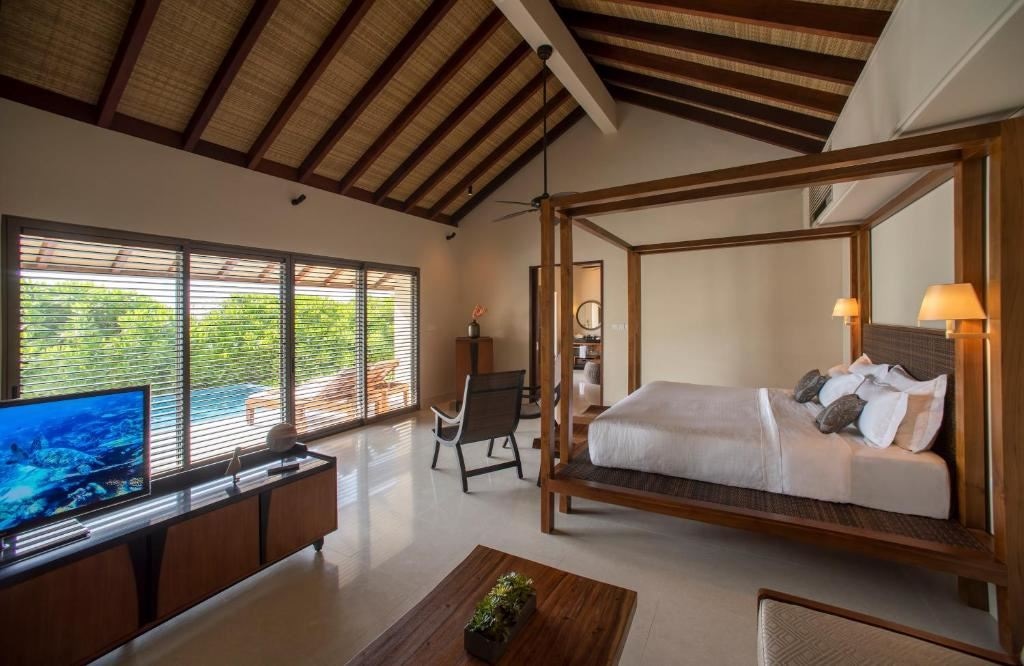 rooms-sunset-2-bedroom-beach-pool-villa