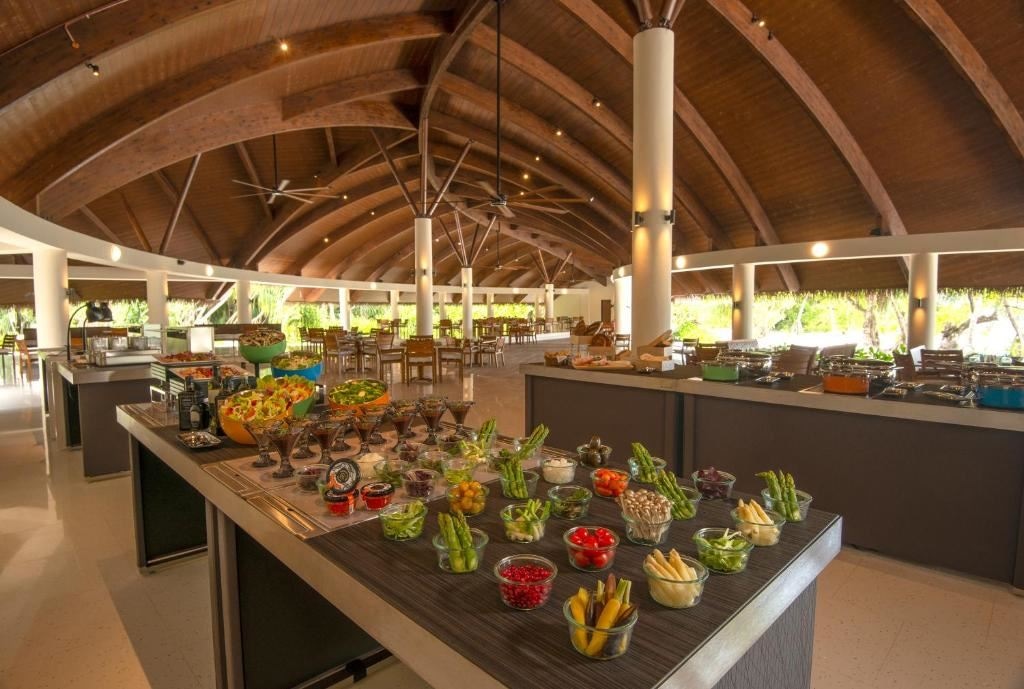 restaurants-restaurants