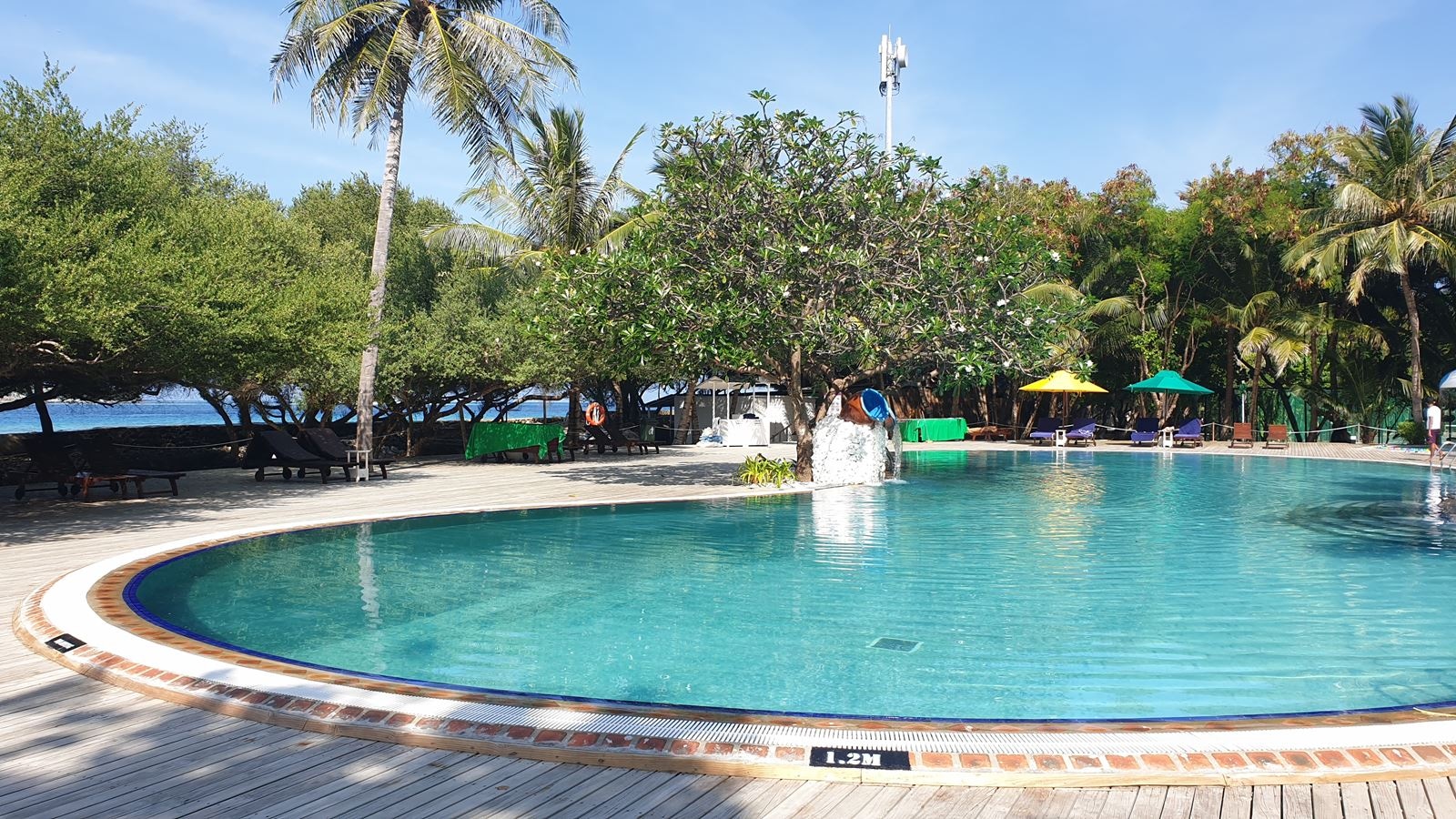 pools-outdoor-pool