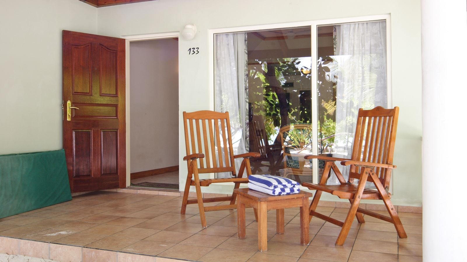 rooms-beach-villa