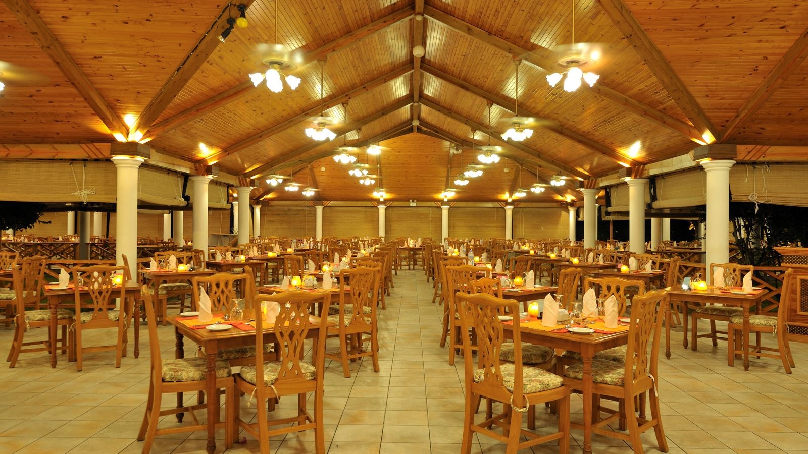 restaurants-maaniya
